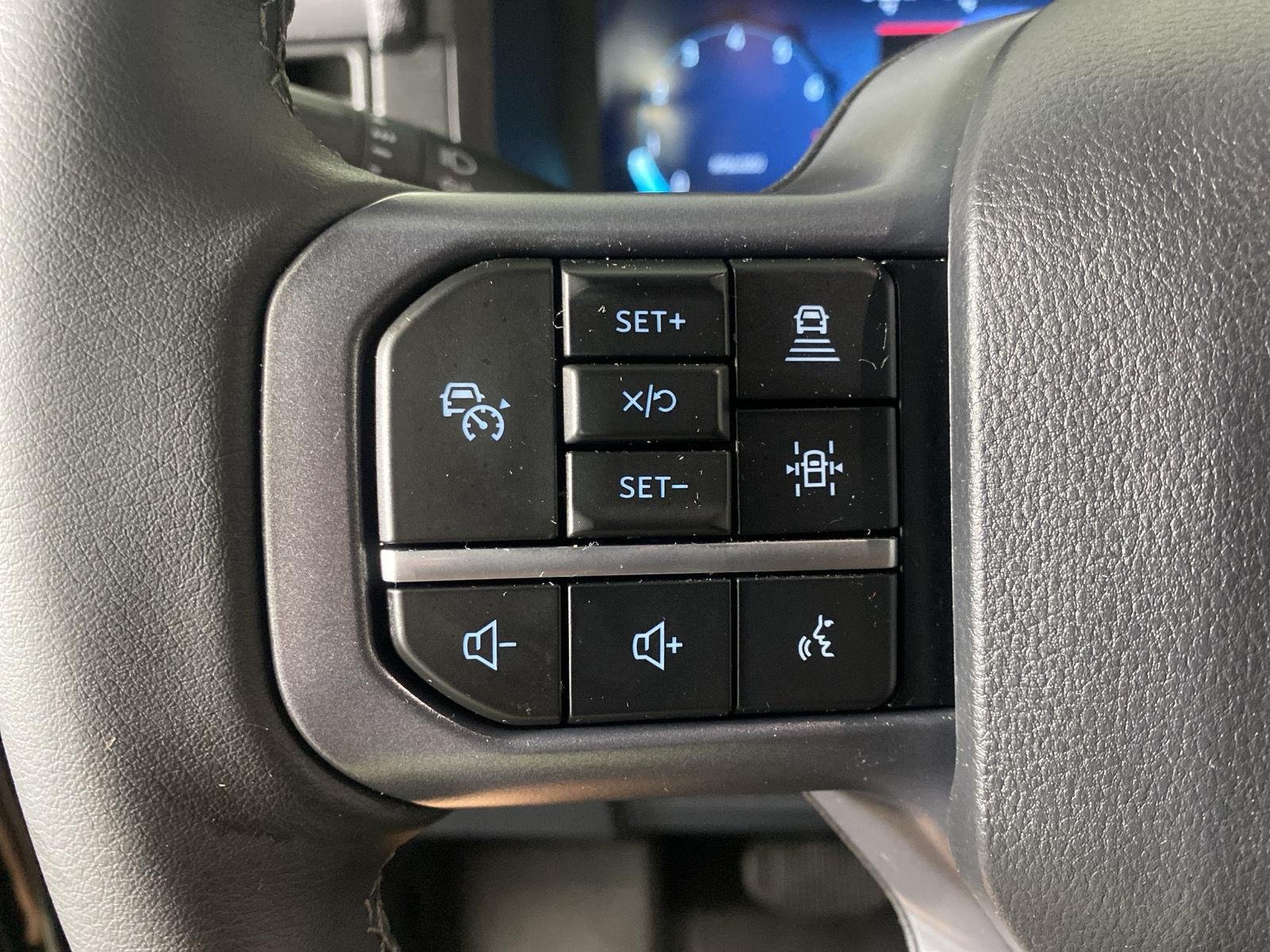 Used 2026 Agate Black Ford XLT image 15