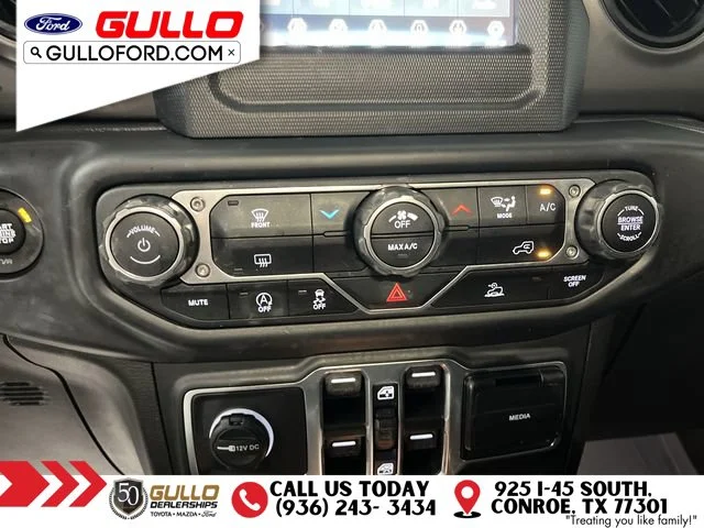 Used 2023 Hydro Blue Pearl Jeep Sport S image 25
