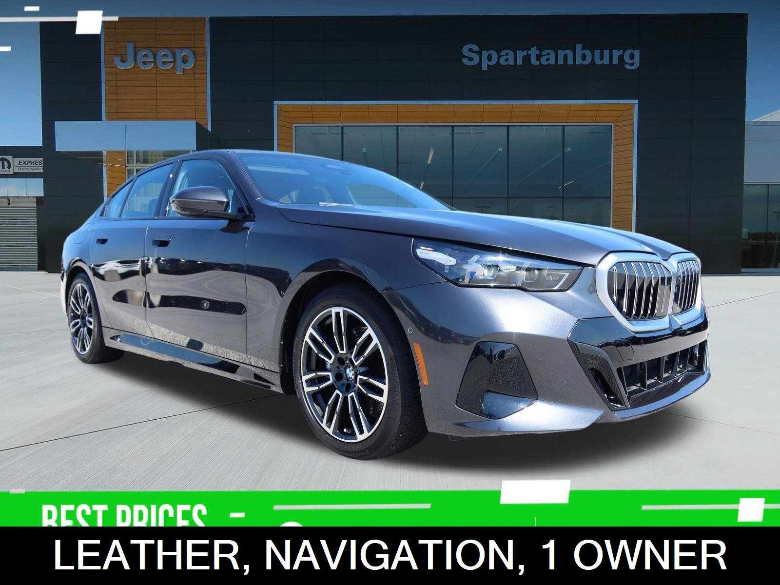 Used 2026 GRAY BMW 530i xDrive image 1