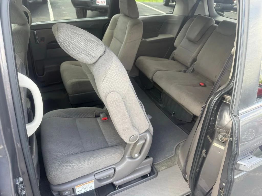 Used 2015 Gray Honda EX image 32