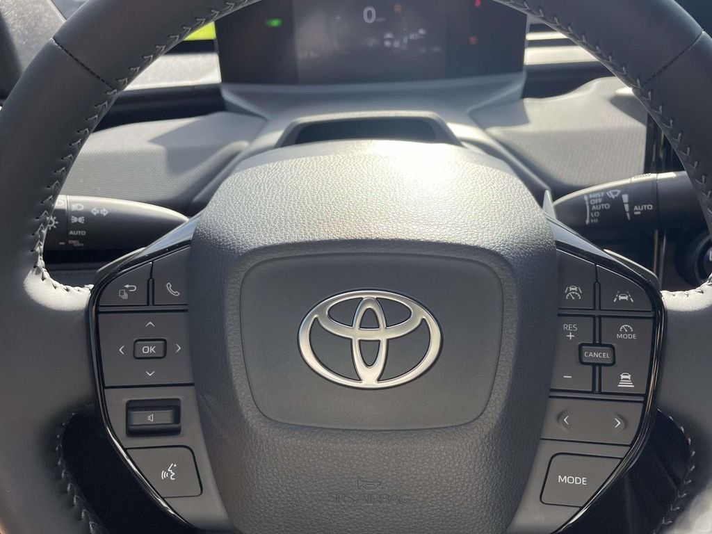 New 2026 Heavy Metal Toyota XLE image 15