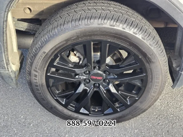 Used 2020 White GMC Denali image 8