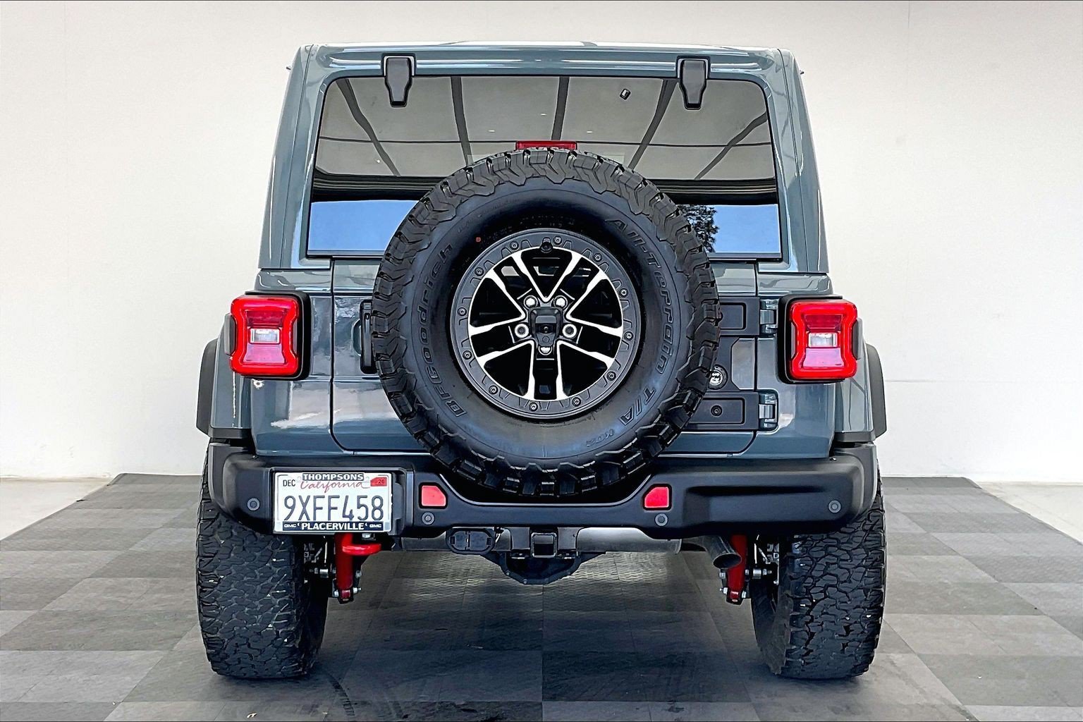 Used 2026 Anvil Clearcoat Jeep Rubicon X image 3