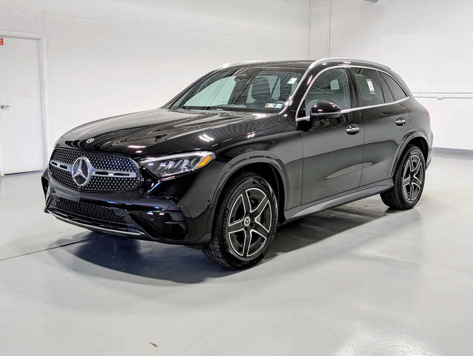 2026 Mercedes-Benz GLC GLC 300 4MATIC's photo