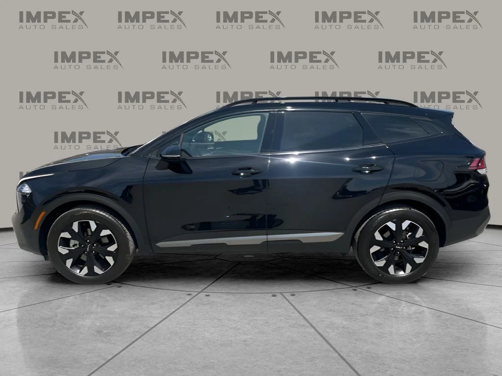 Used 2023 Black Kia X-Line image 2