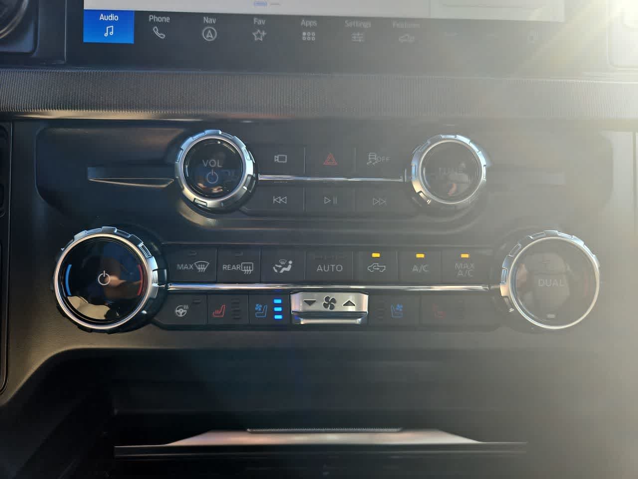 New 2026 Agate Black Metallic Ford F-250® Platinum® image 18
