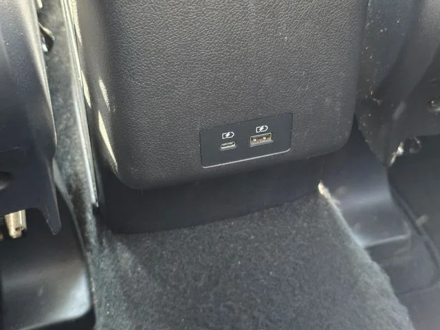 Used 2023 Orange Mitsubishi 2.0 SE image 34