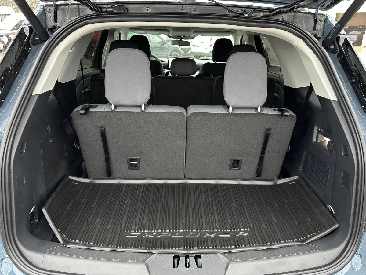New 2026 Blue Ford Active 200a Pkg image 7