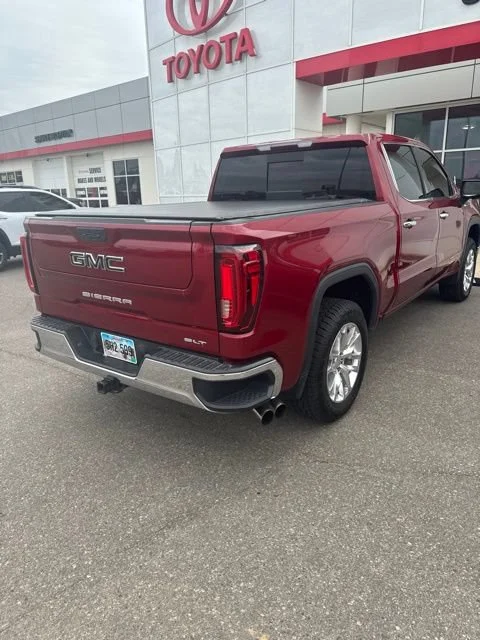 Used 2019 RED QUARTZ TINTCOAT GMC SLT image 4