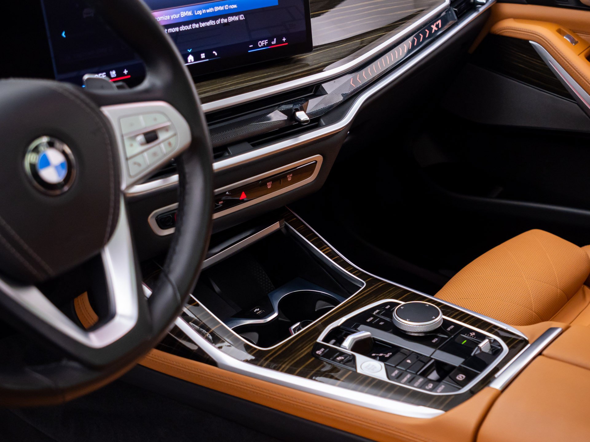 Used 2025 Black Sapphire Metallic BMW xDrive40i image 13