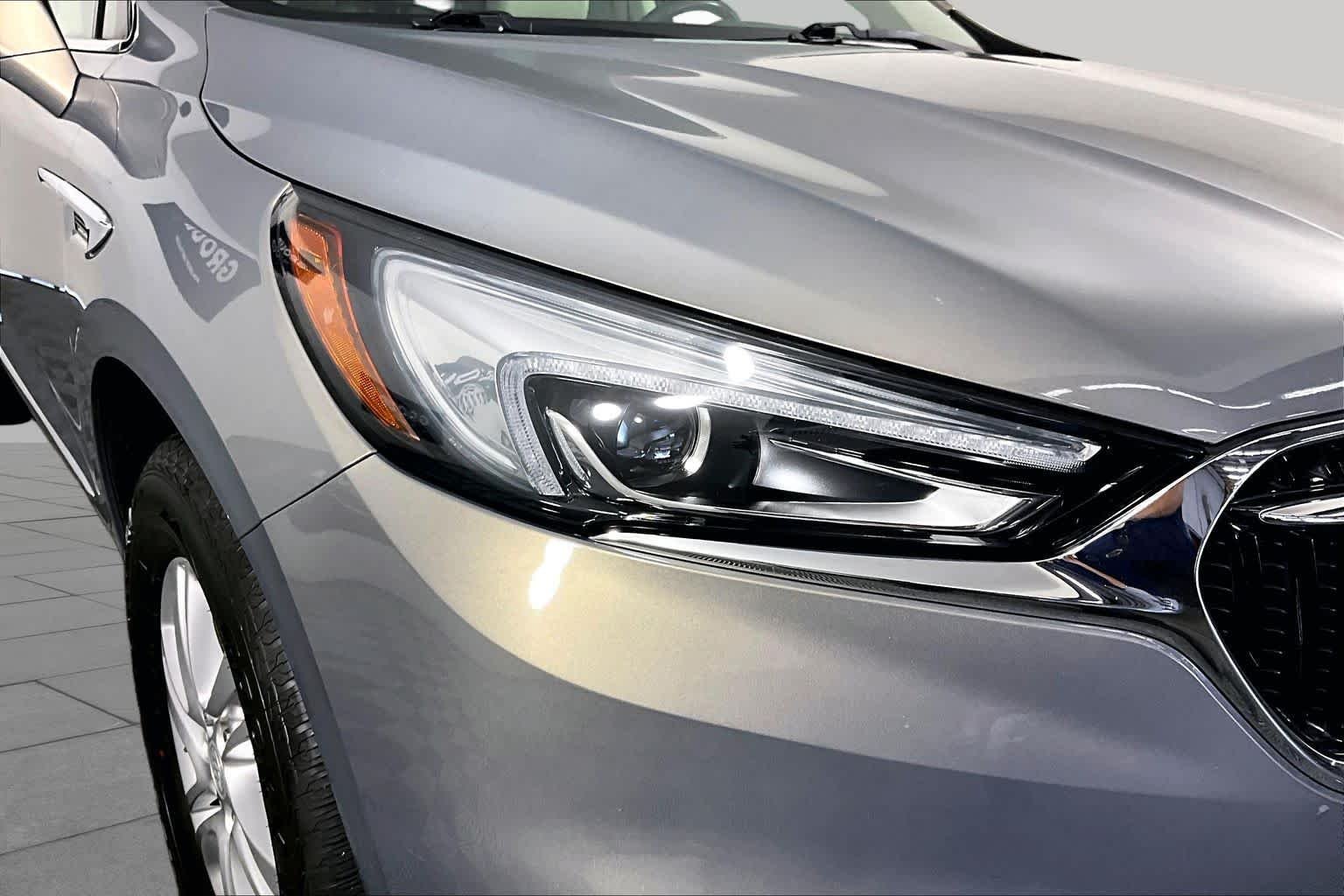 Used 2018 Includes Spectra Gray lower exterior accent color. Buick Essence image 24