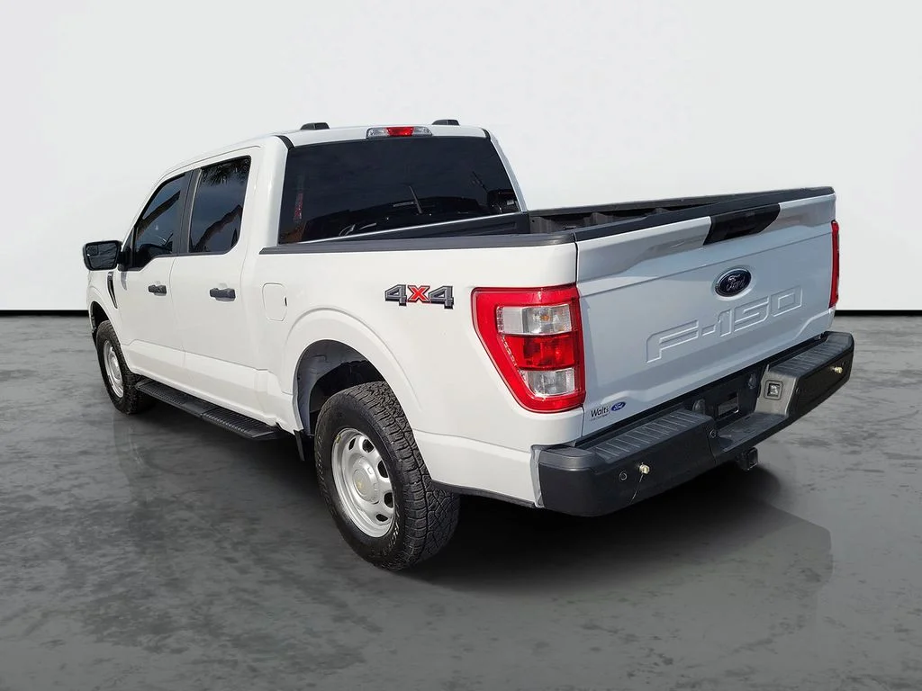 Used 2022 White Ford XL image 3