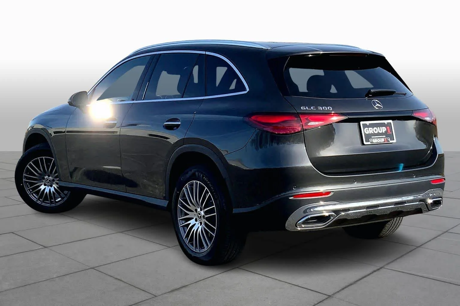New 2026 Graphite Grey Metallic Mercedes-Benz GLC 300 image 12