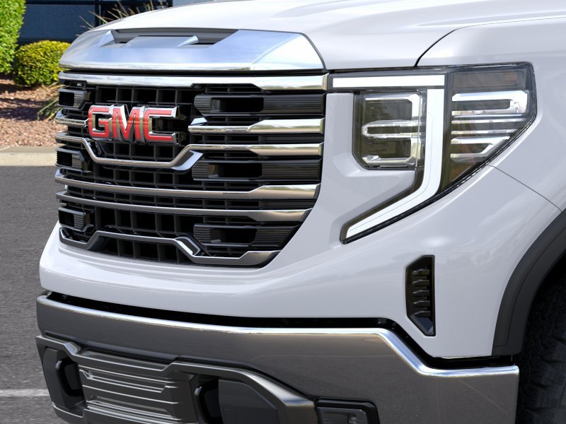 2026 GMC Sierra 1500 SLT - Photo 13