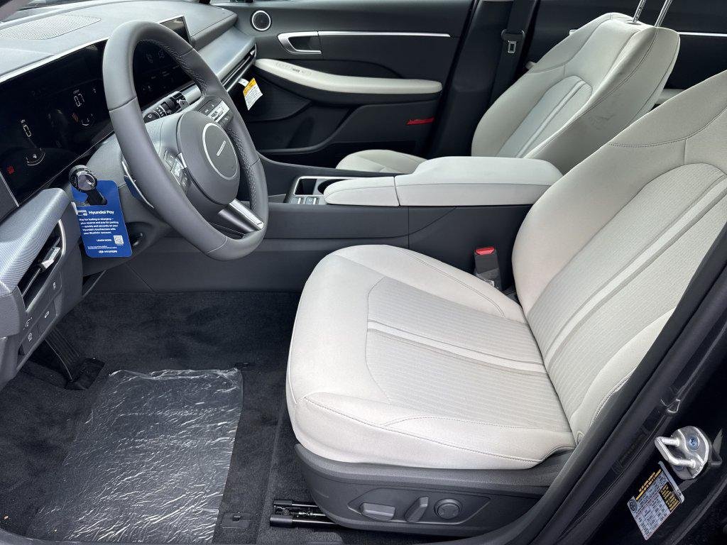 New 2026 Gray Hyundai SEL Sport image 9