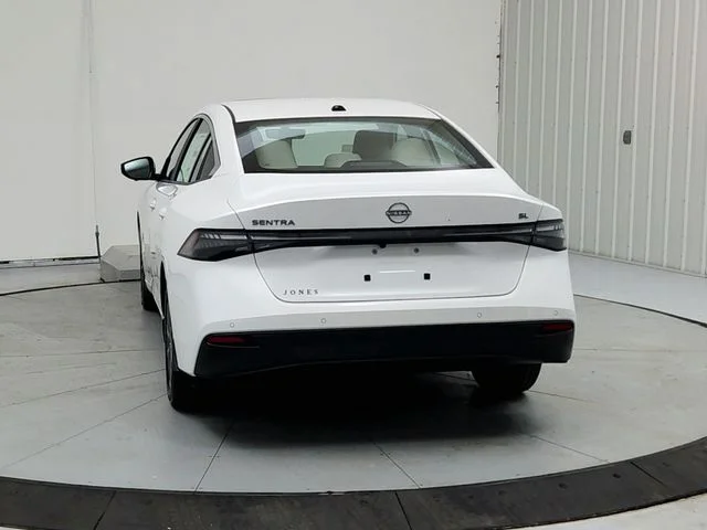 New 2026 White Nissan SL image 6