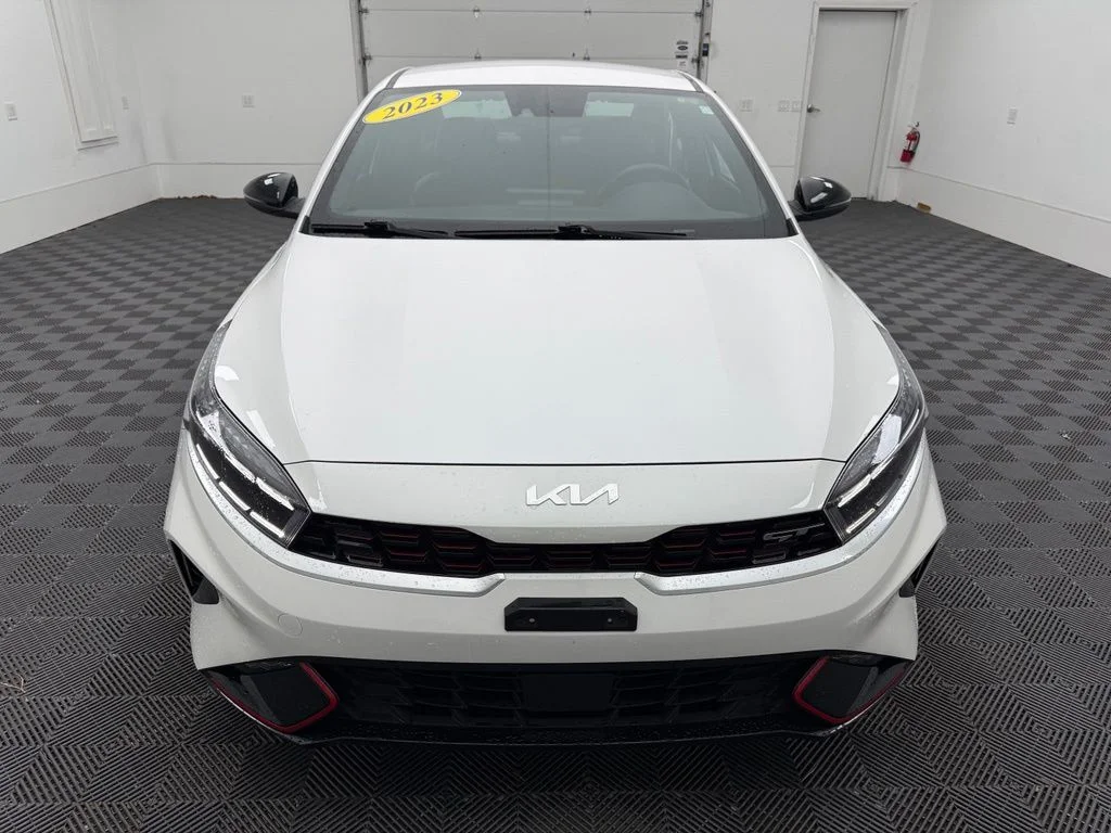 Used 2023 White Kia GT image 14