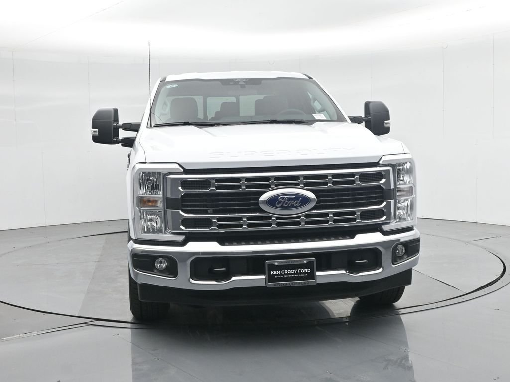 2026 Ford F-350 Super Duty XLT - Photo 27