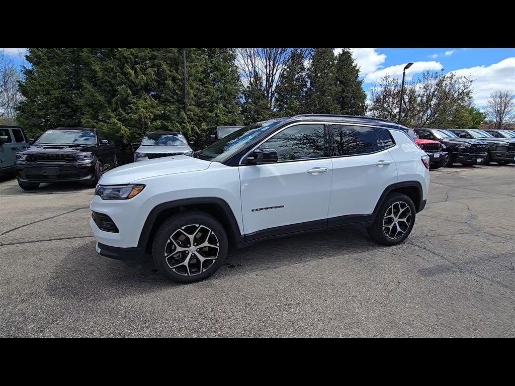 Certified Used 2024 White Jeep Limited image 4