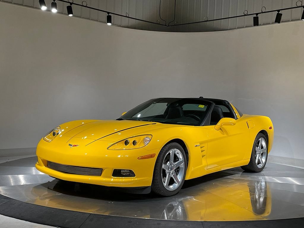Used 2005 Millenium Yellow Chevrolet BASE image 2