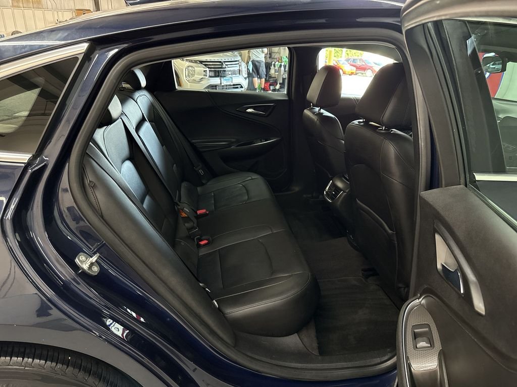 Used 2017 Velvet Chevrolet LT image 17