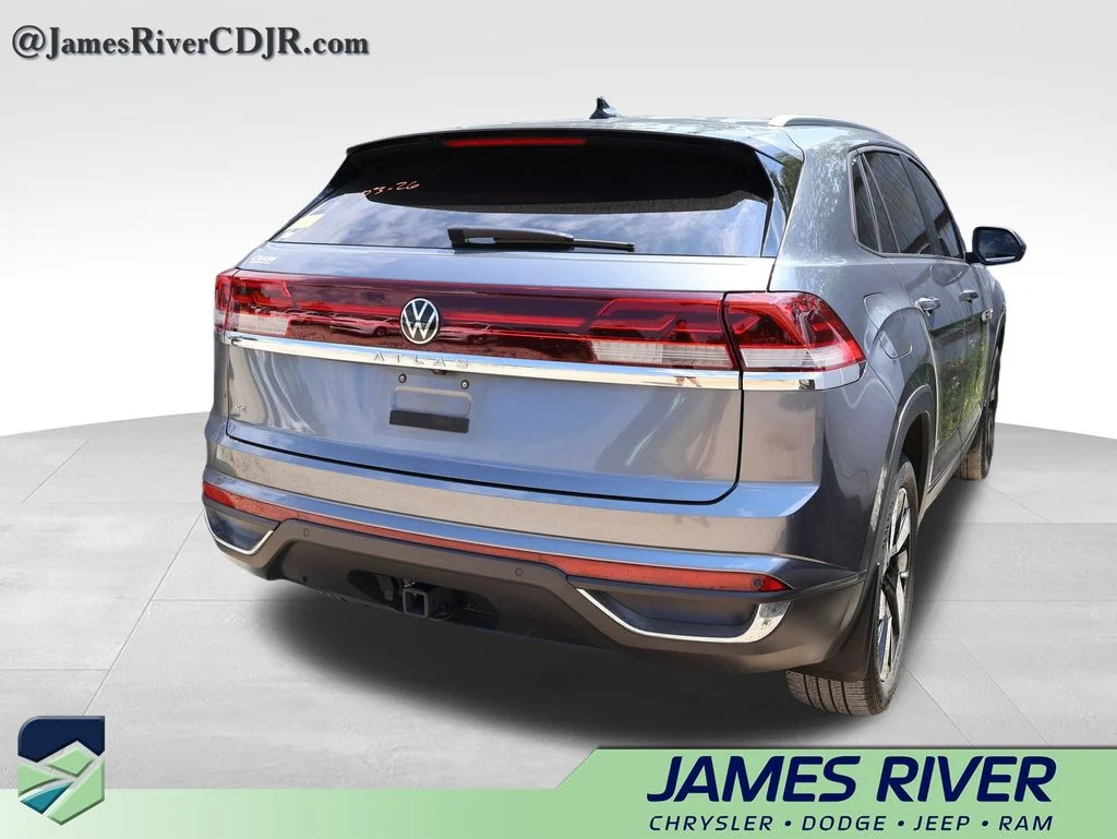Used 2024 Gray Volkswagen 2.0T SE w/Technology image 27