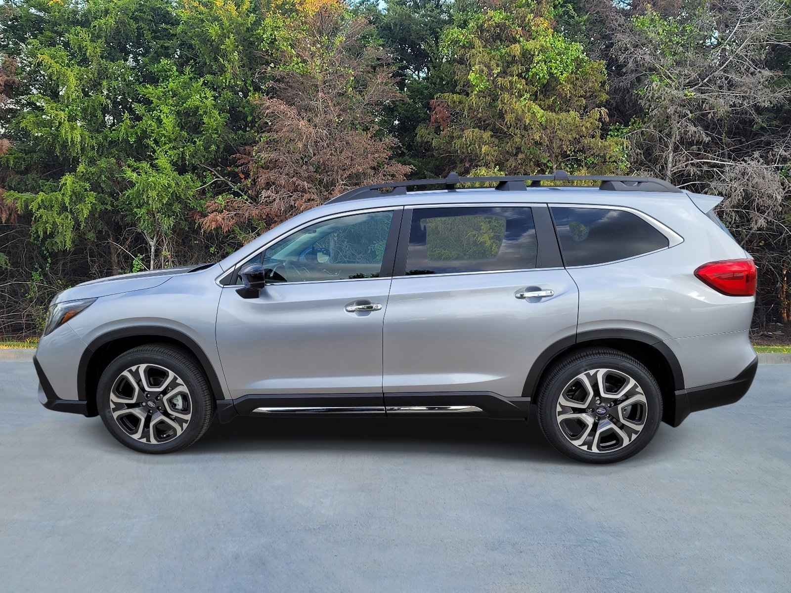 New 2026 ICE SILVER METALLIC Subaru Touring 7-Passenger image 21