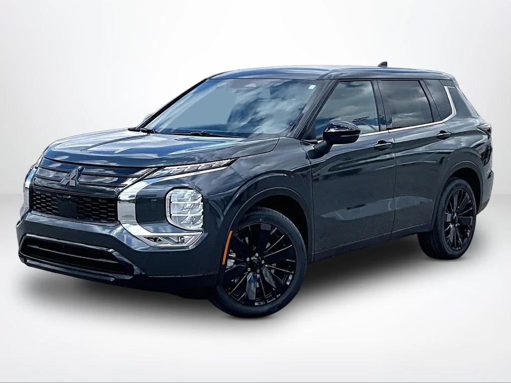 New 2026 Gray Mitsubishi LE image 2