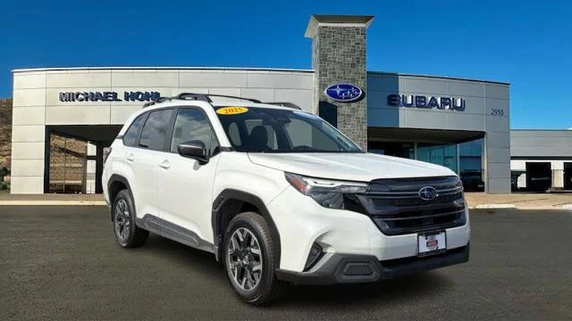 2025 Subaru Forester Premium's photo