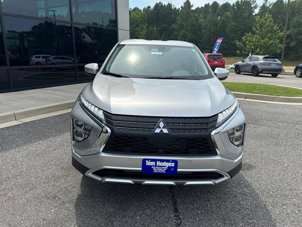 New 2026 Alloy Silver Metallic Mitsubishi SE 1.5T S-AWC image 2