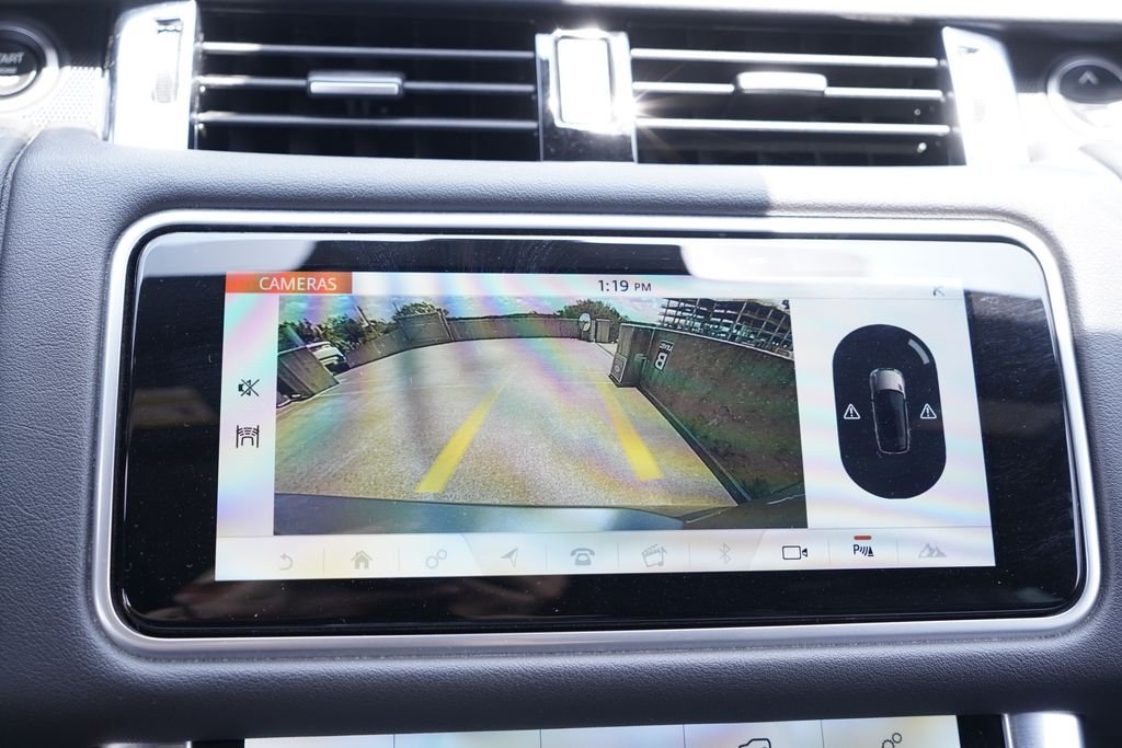 Used 2021 Black Land Rover HSE Silver Edition image 15