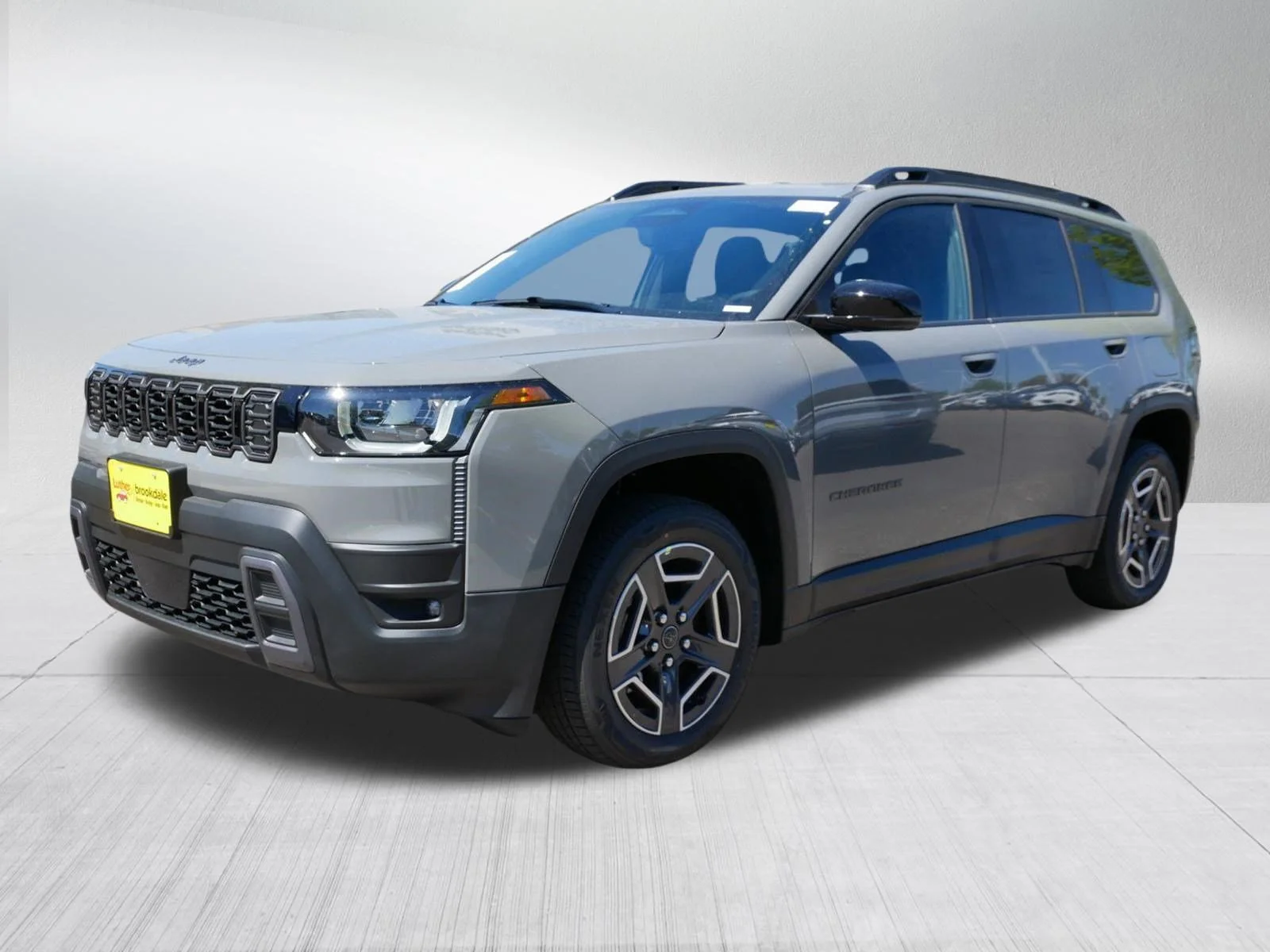 New 2026 Sting-Gray Clear-Coat Exterior Paint Jeep Limited image 3