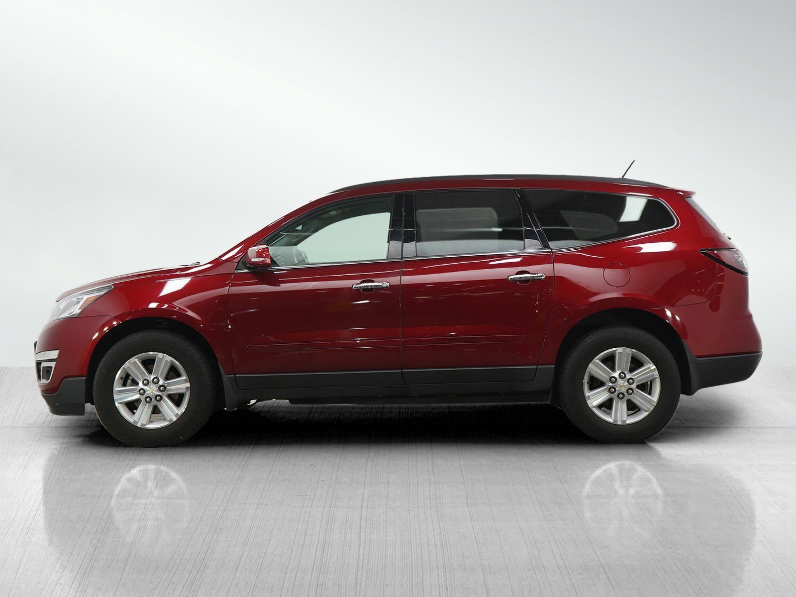 Used 2013 Chevrolet Traverse 1LT with VIN 1GNKVGKD0DJ110458 for sale in White Bear Lake, Minnesota