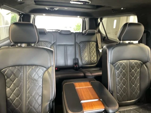 Used 2024 Bright White Clearcoat Jeep Series III image 27