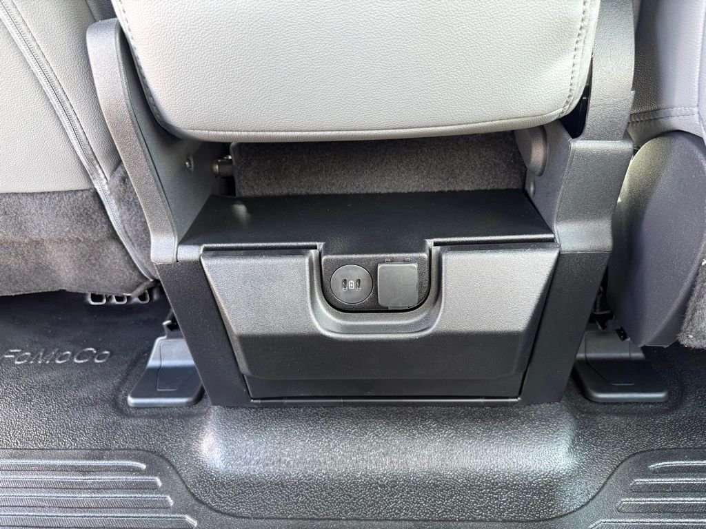 2026 Ford F-350 Super Duty XL - Photo 14