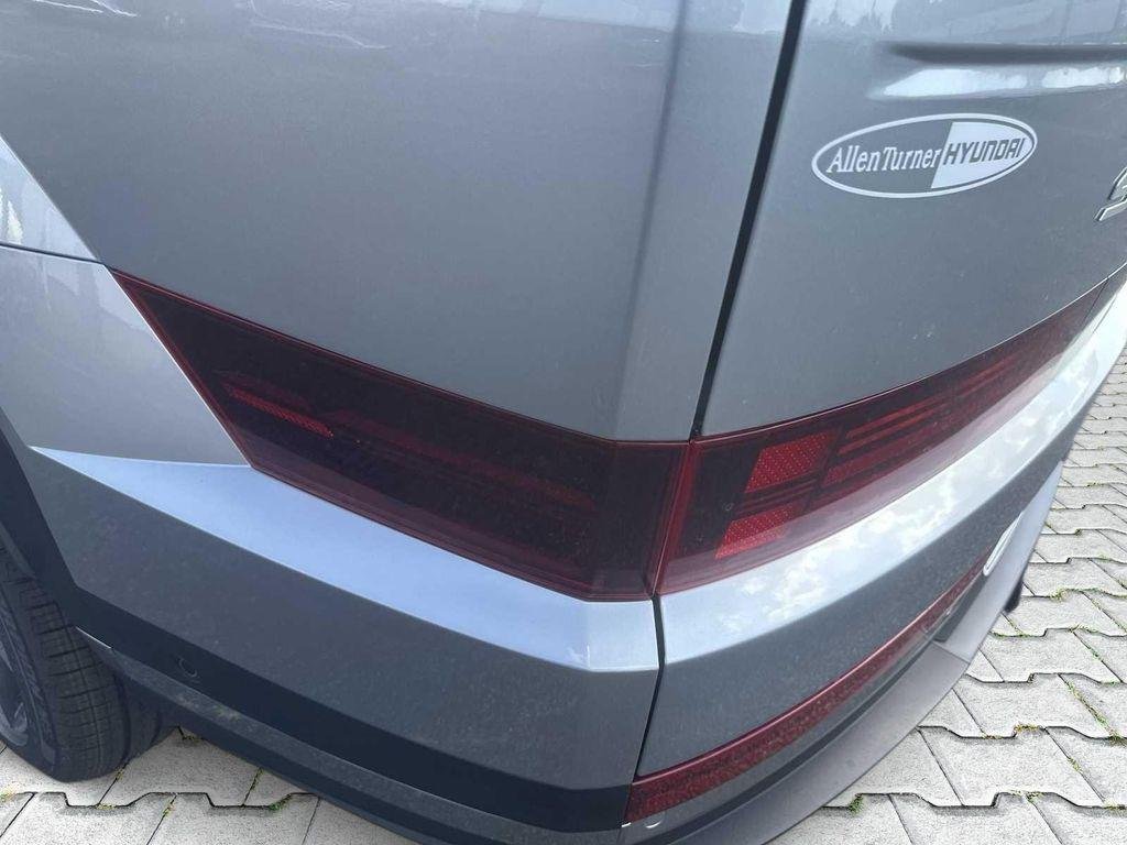 2026 Hyundai Santa Fe Limited - Photo 11