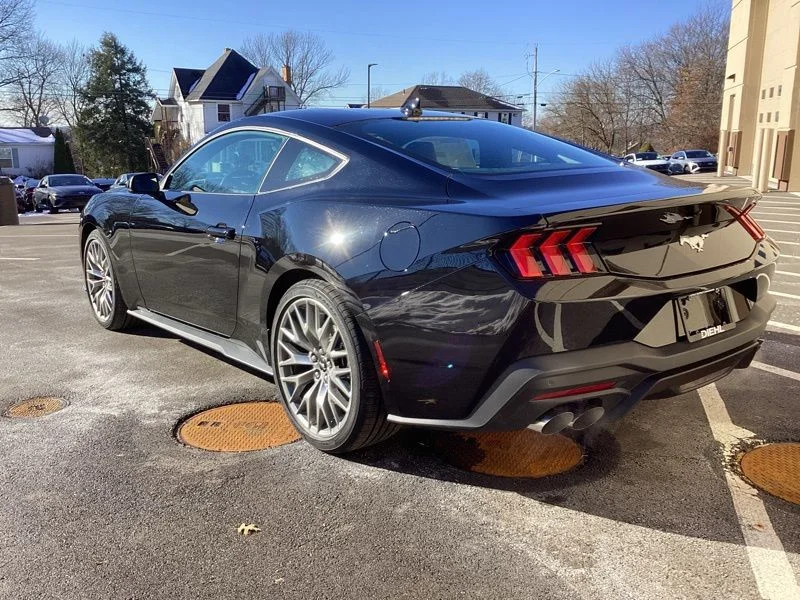 2026 Ford Mustang EcoBoost Premium Fastback - Photo 6