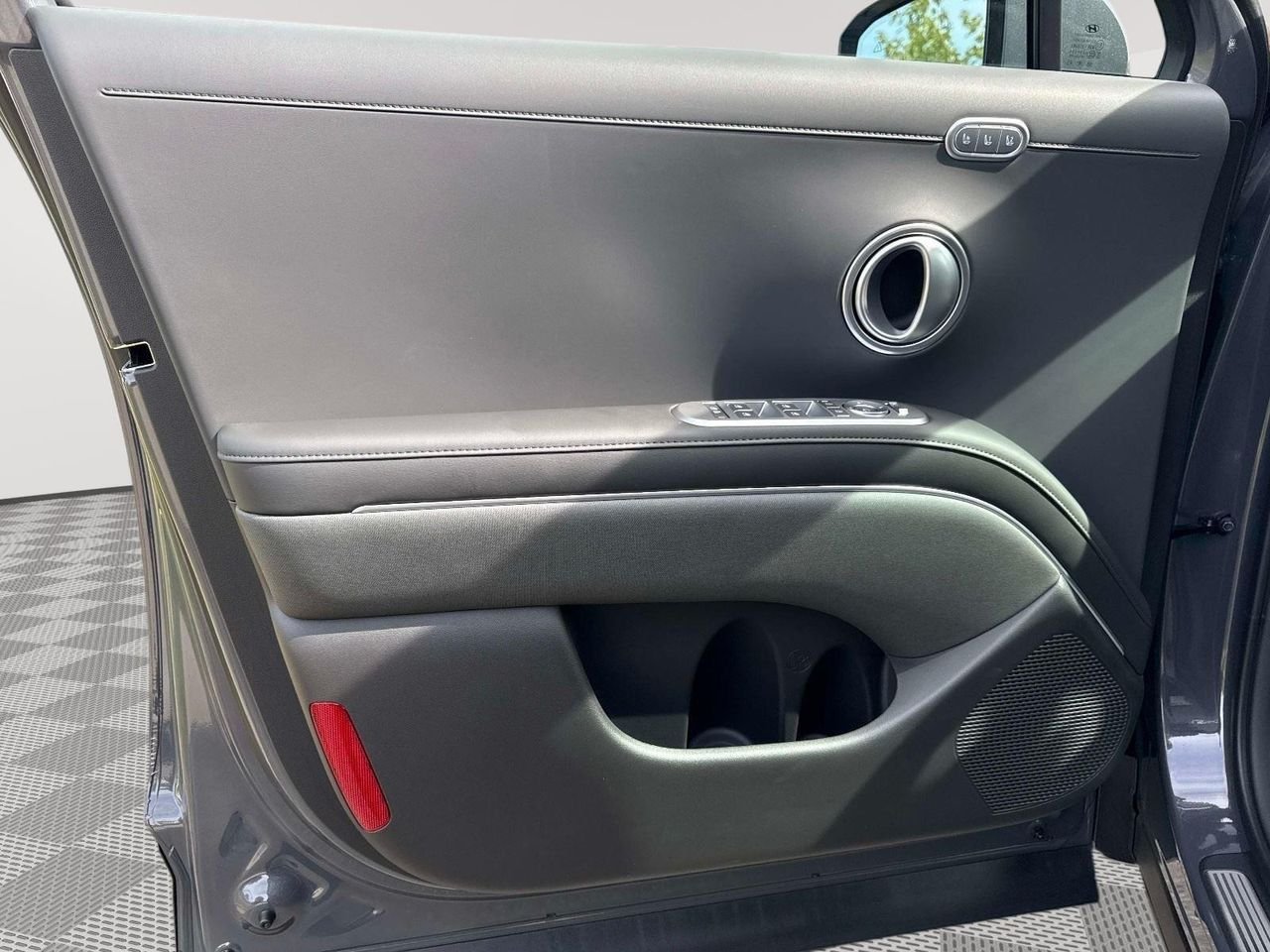 New 2026 Ecotronic Gray Pearl Hyundai Calligraphy AWD image 46