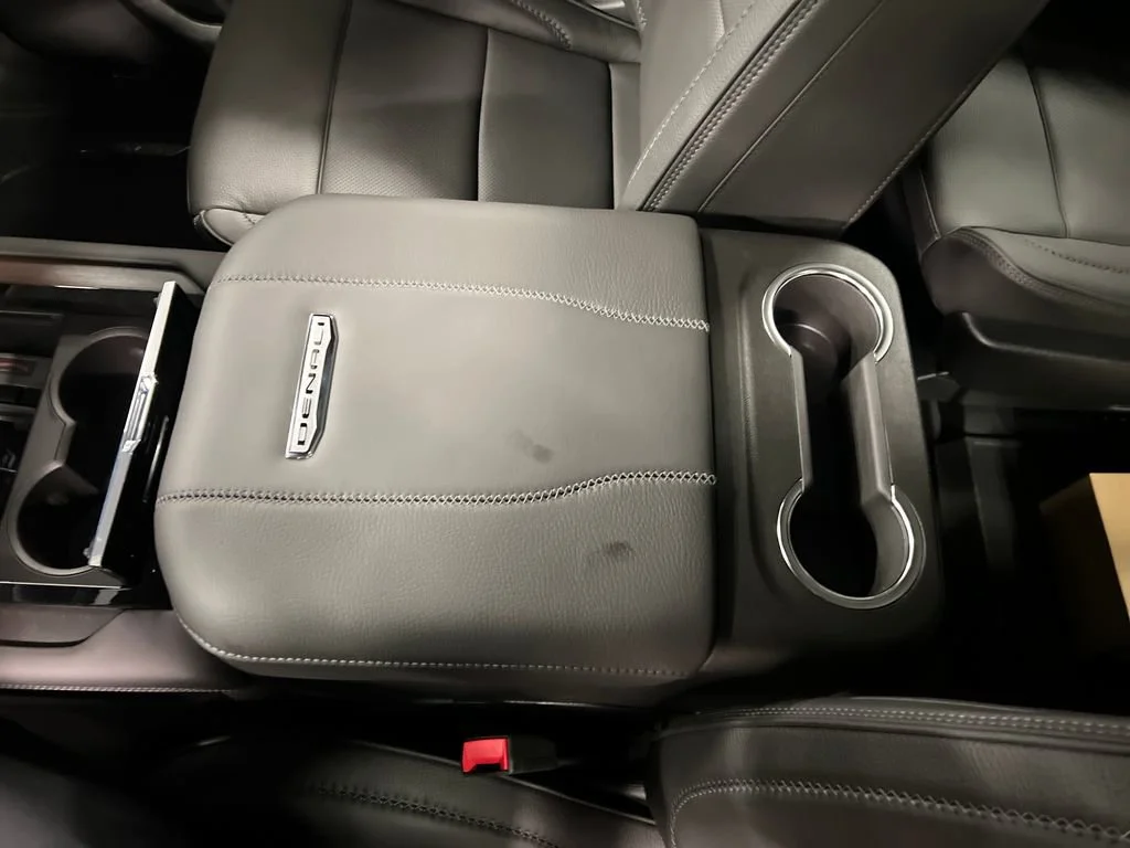 2026 GMC Yukon XL Denali - Photo 27