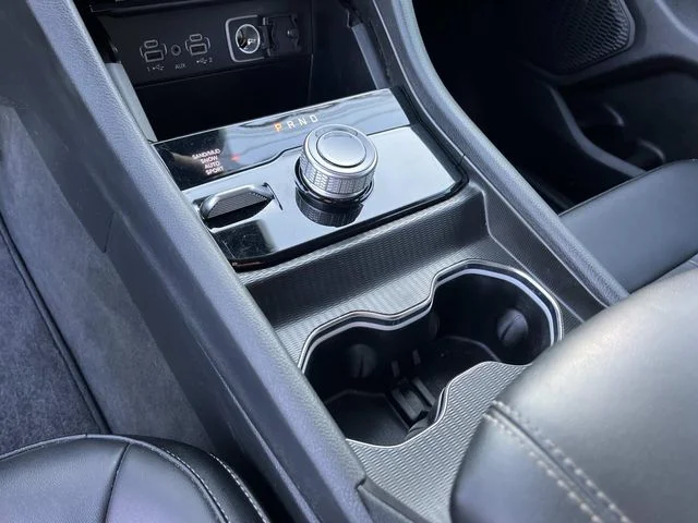 Used 2024 Gray Jeep Limited image 32