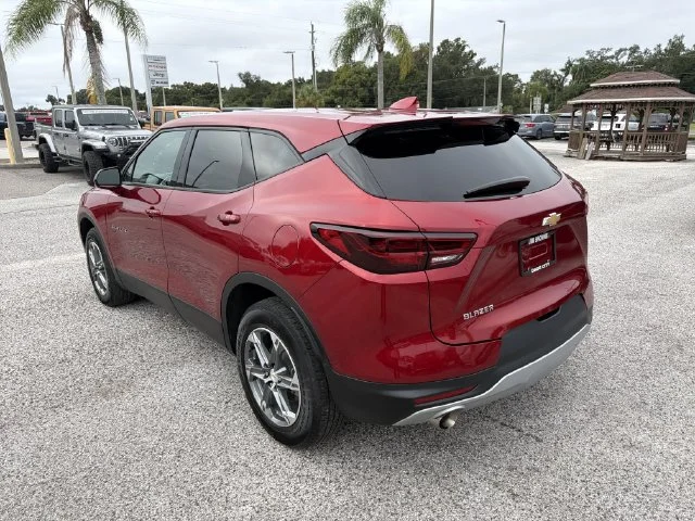 Used 2023 Red Chevrolet LT image 6