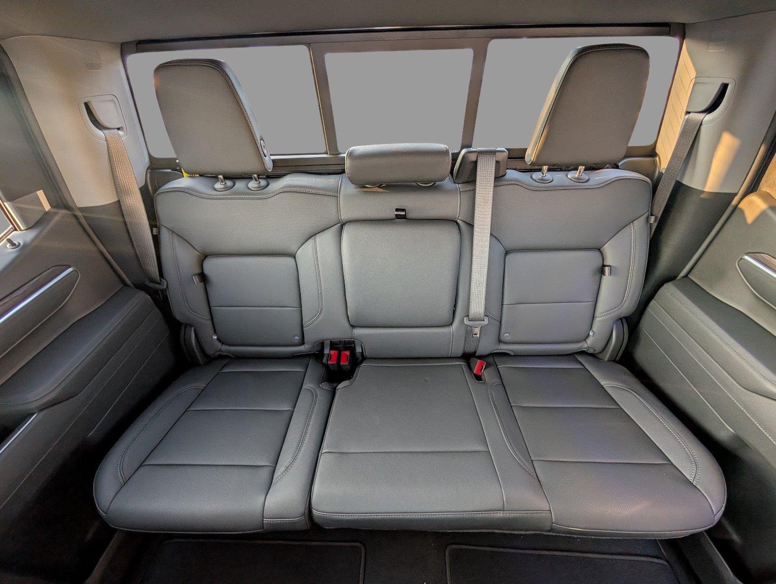 New 2026 Sterling Metallic GMC SLT image 31