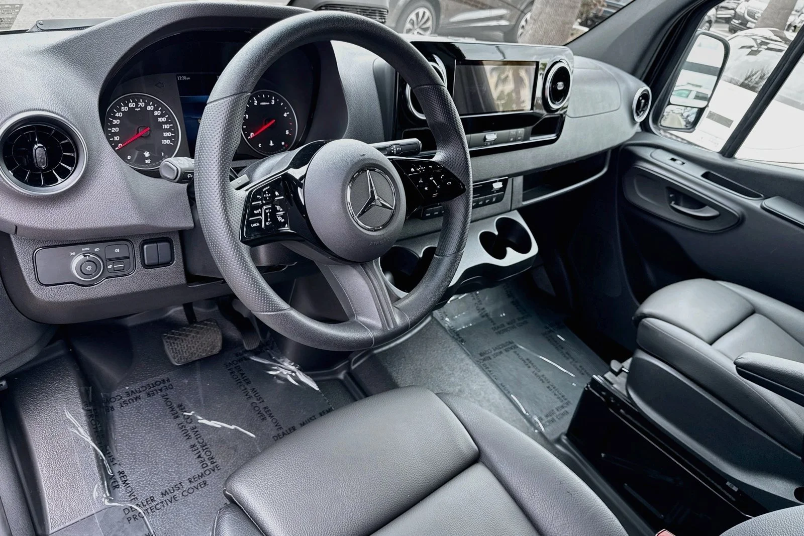 Used 2025 Obsidian Black Metallic Mercedes-Benz  image 9