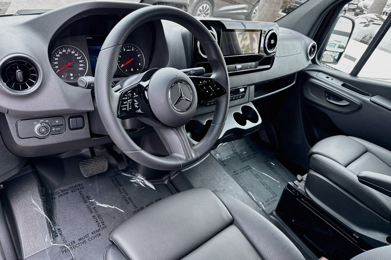 Used 2025 Obsidian Black Metallic Mercedes-Benz  image 9