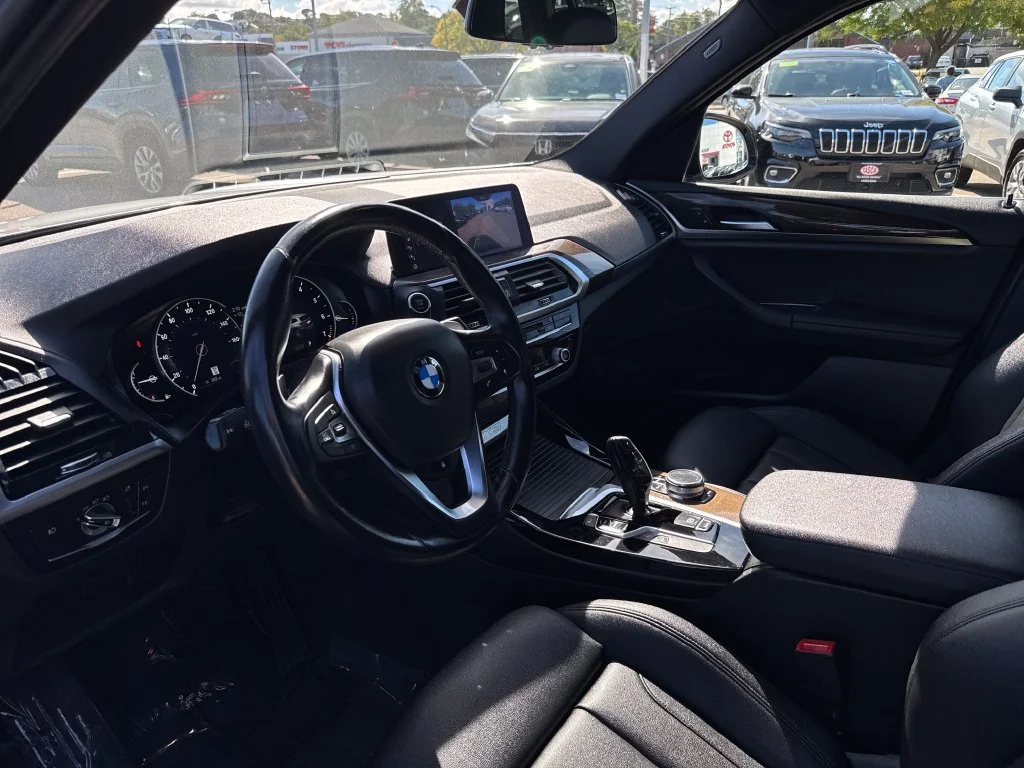 Used 2019 Silver BMW xDrive30i image 15