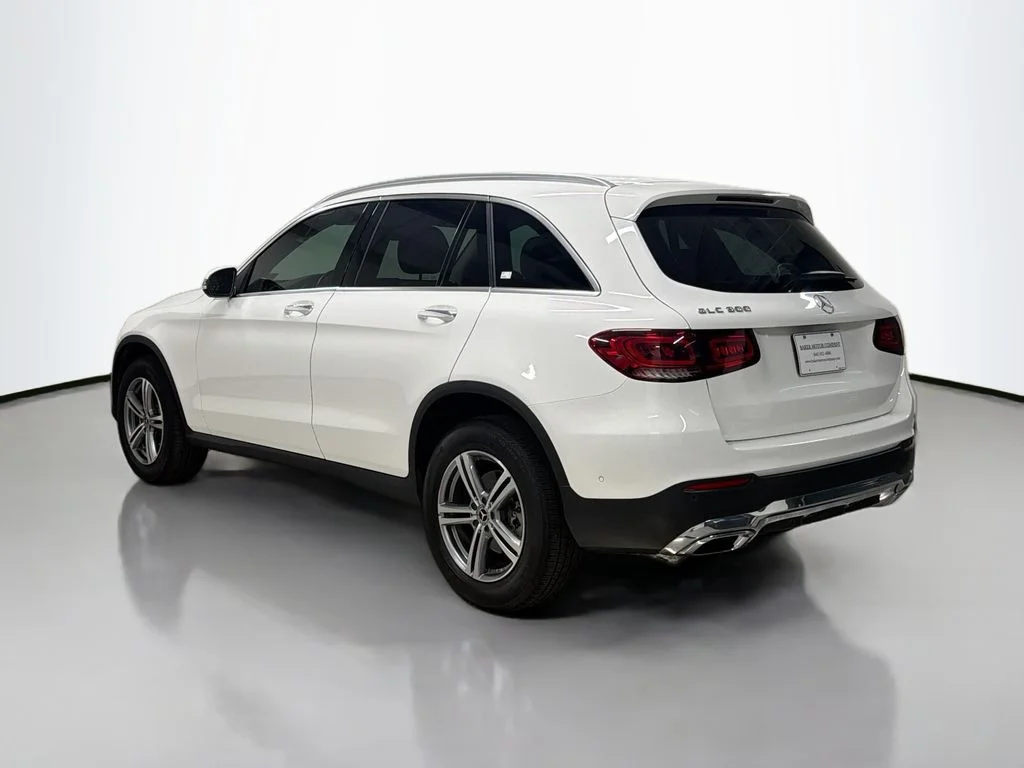 Certified Used 2022 Polar White Mercedes-Benz GLC 300 image 3