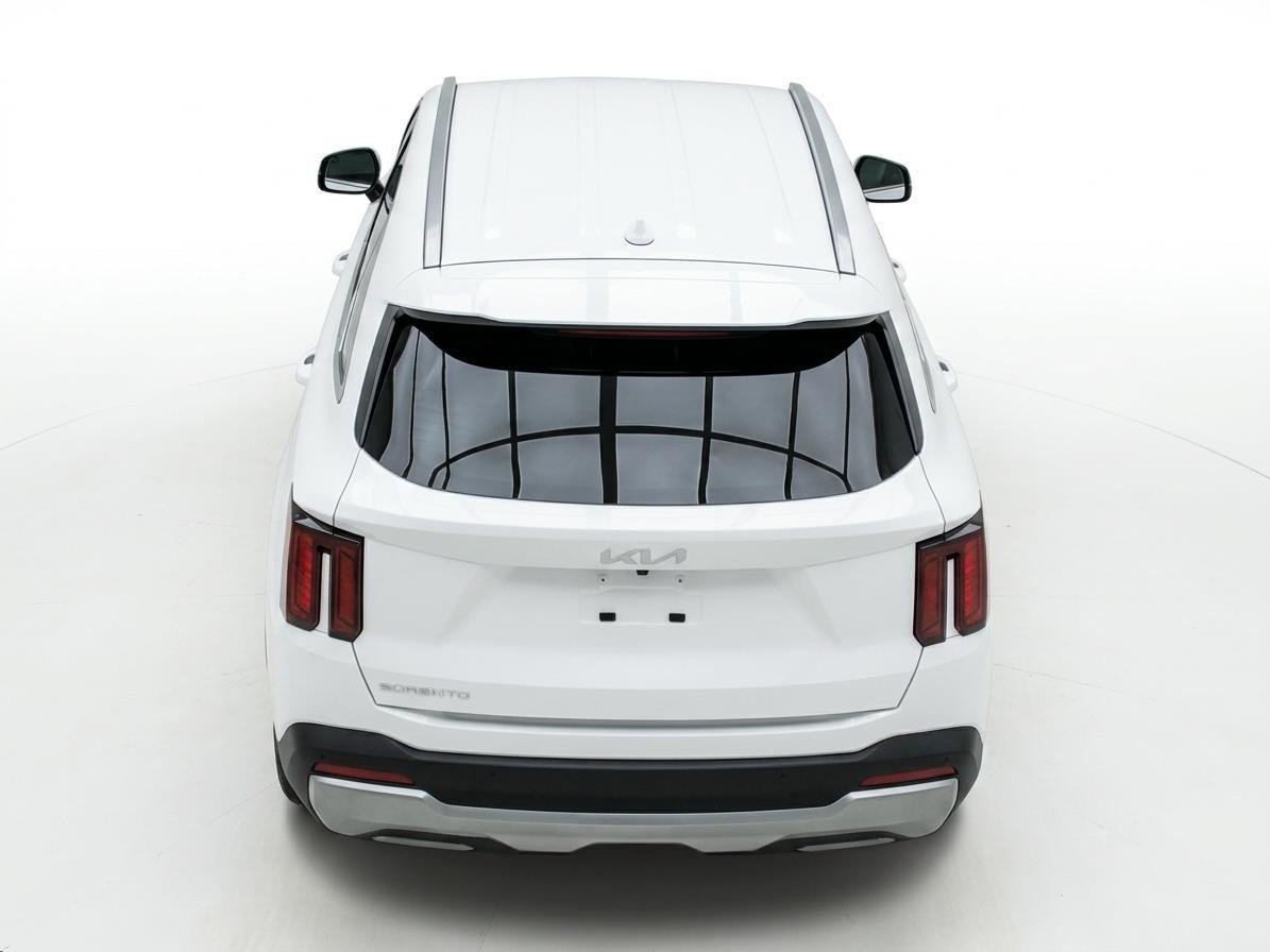 Used 2025 Glacial White Pearl Kia S image 14