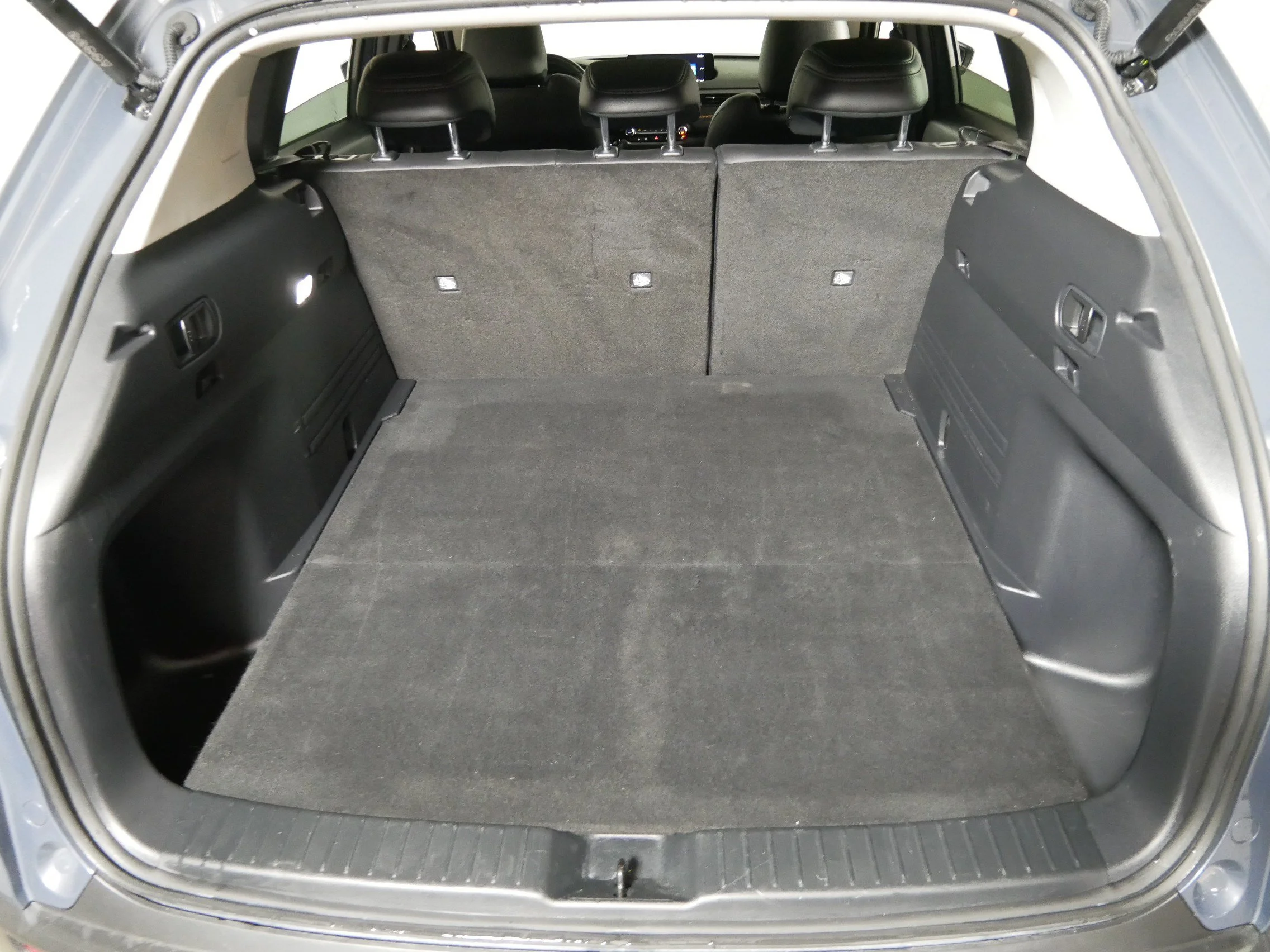Used 2025 Polymetal Gray Metallic Mazda 2.5 S Premium Plus Package image 18