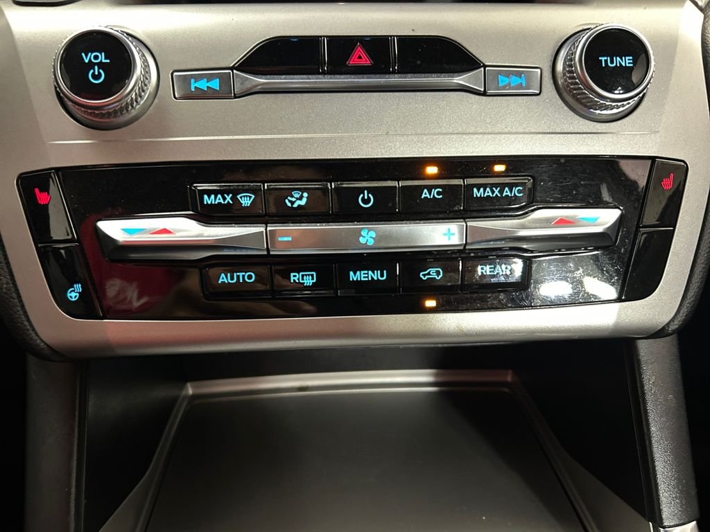 Used 2022 Gray Ford XLT image 30