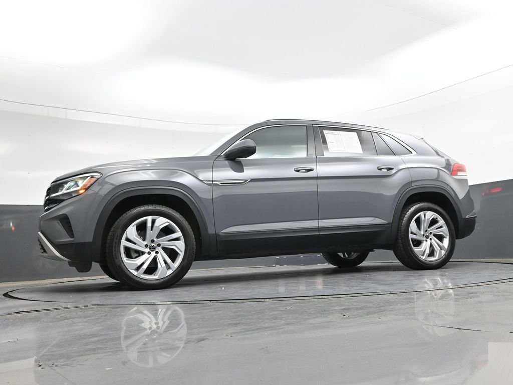 Used 2021  Volkswagen 2.0T SEL image 46